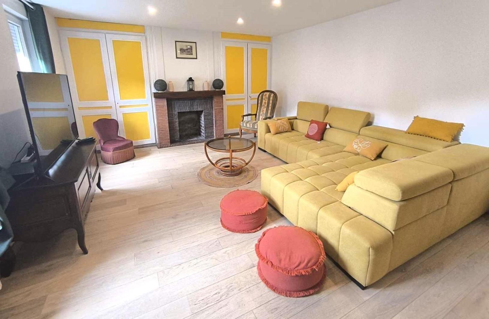 Spacieuse Maison Proche De La Hébergement de vacances